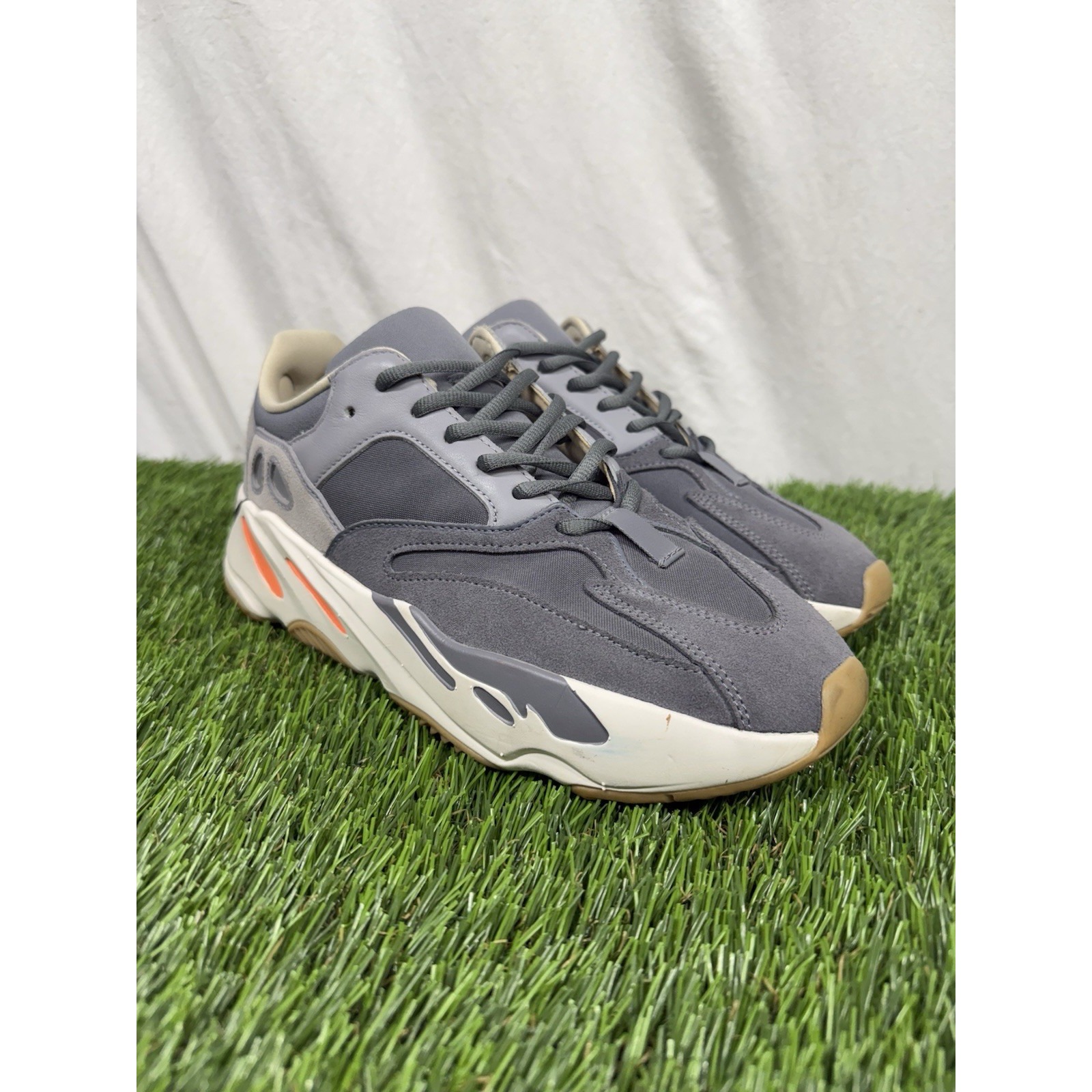 Size 9.5 - Adidas Yeezy Boost 700 Magnet Fore Vnds Clean